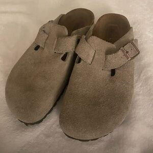 Birkenstock clogs size 37 (6) taupe